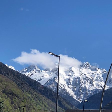 Appart T 3 Bagneres-De-Luchon Vue Montagne - Piscine Mi Juin Екстериор снимка