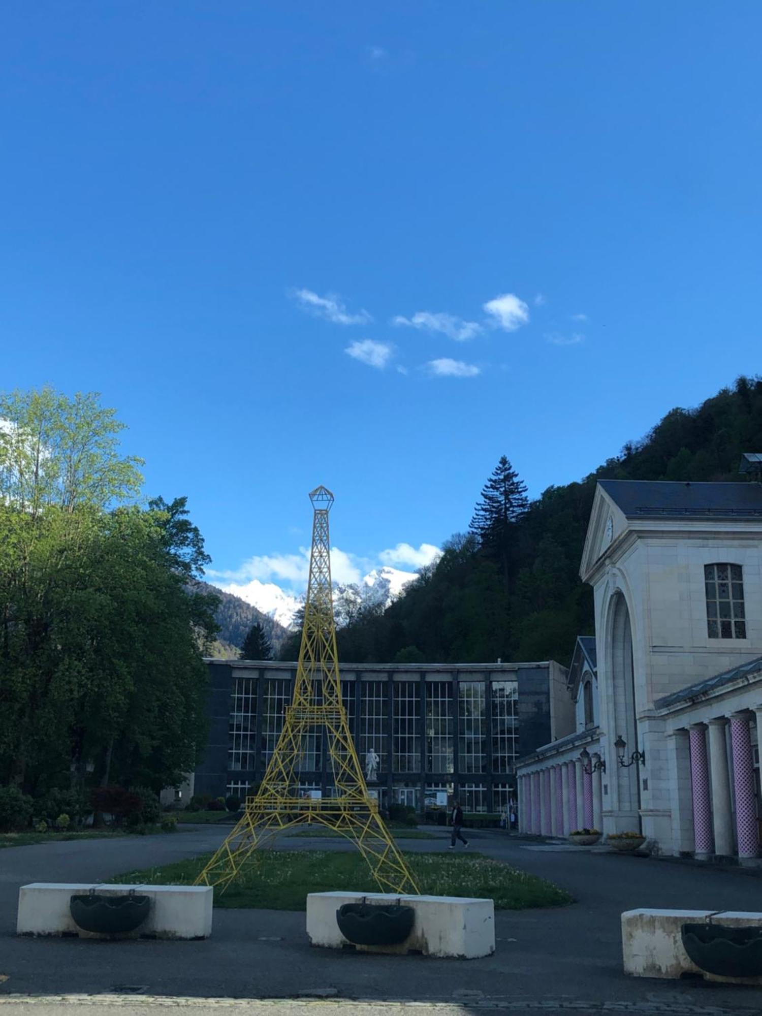 Appart T 3 Bagneres-De-Luchon Vue Montagne - Piscine Mi Juin Екстериор снимка